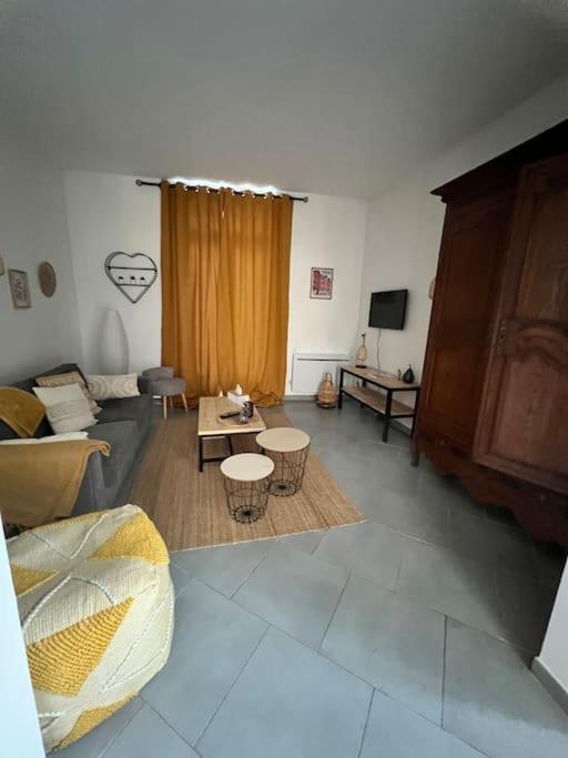 La Jolie Petite Maison *