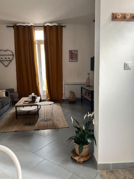 La Jolie Petite Maison Casa de Férias *